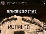 «Спасибо, король». Жерсон Родригес получил футболку от Криштиану Роналду (ФОТО) 