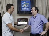 Премьер-лига вручила награду официальному сайту «Динамо» как лучшему в сезоне 2012/13