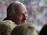 Александр Лукашенко: «Игроки «Зенита» приехали к нам с распальцовкой, а по полю на четвереньках ходили»