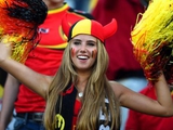 Фанатка сборной Бельгии получила контракт модели благодаря ЧМ-2014 (ФОТО)