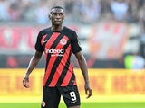 Kolo Mouani refuses to train with Eintracht. The player wants to go to PSG