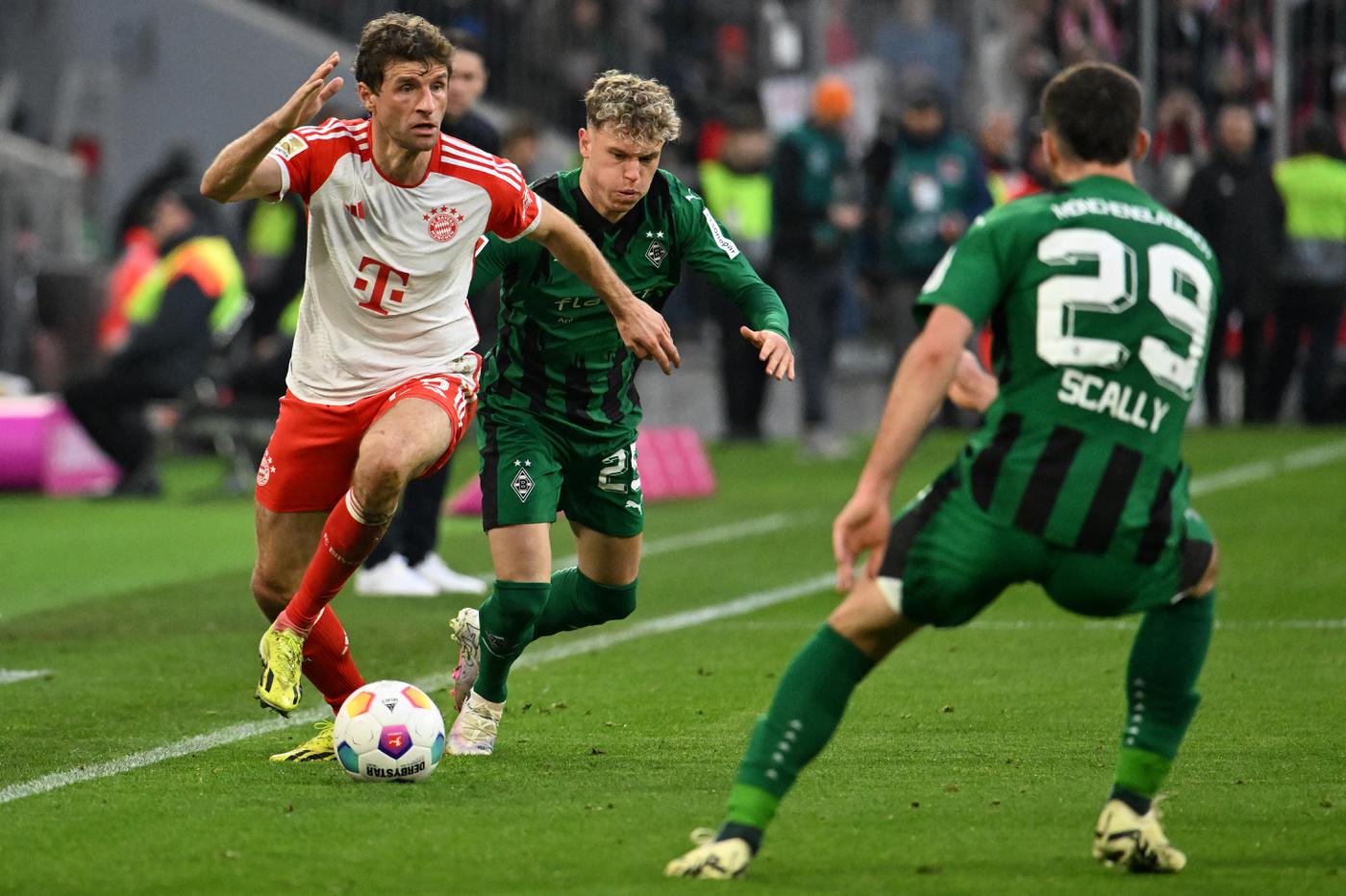 Бавария - Боруссия М - 3:1. Чемпионат Германии, 20-й тур. Обзор матча, статистика