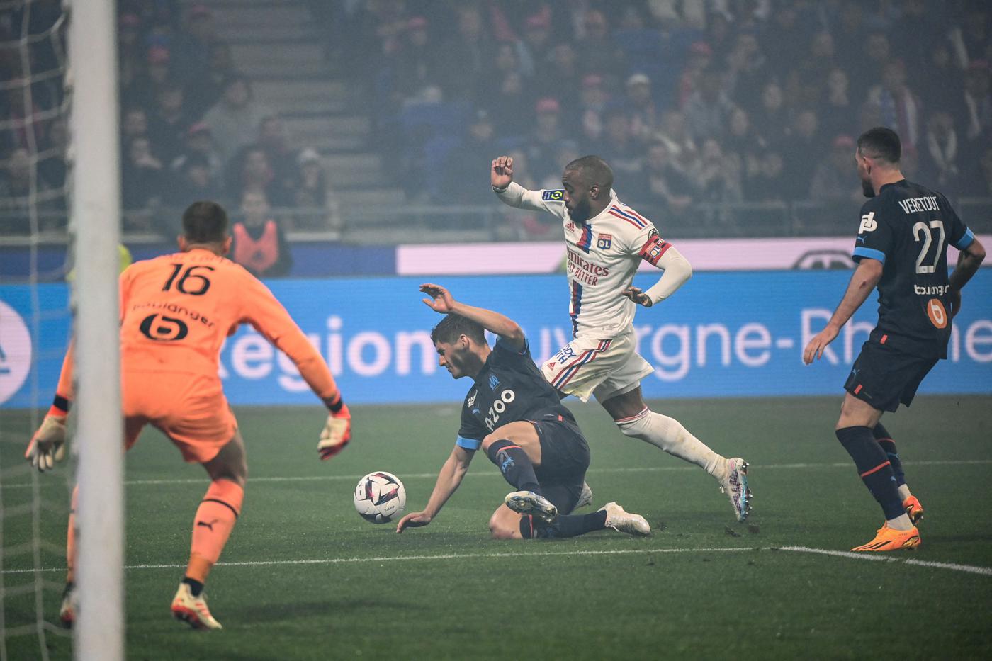Lyon gegen Marseille - 1:2. Französische Meisterschaft, Achtelfinale 32. Spielbericht, Statistik.
