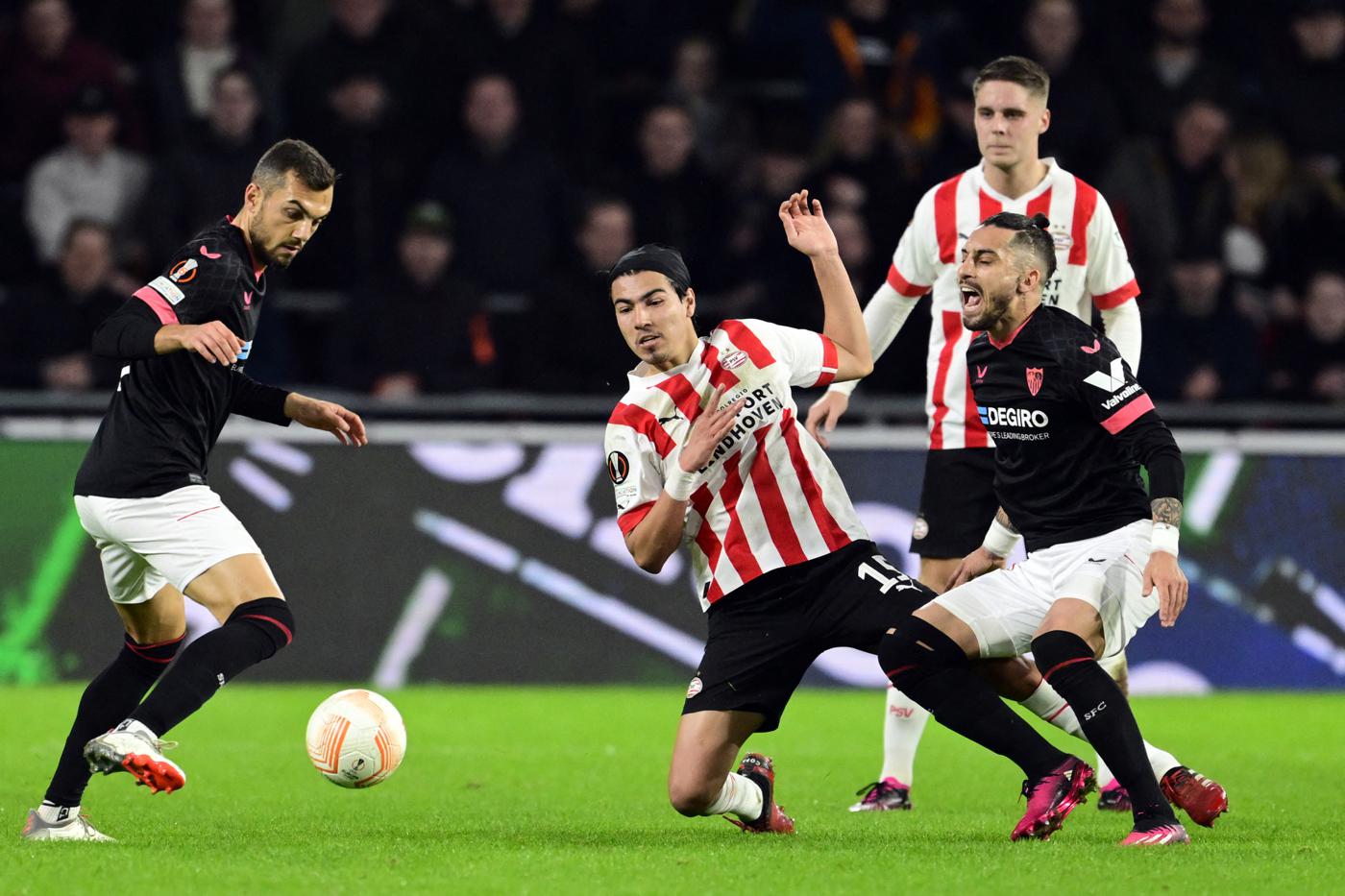 "PSV Eindhoven gegen Sevilla 2:0. Europa League. Spielbericht, Statistik.
