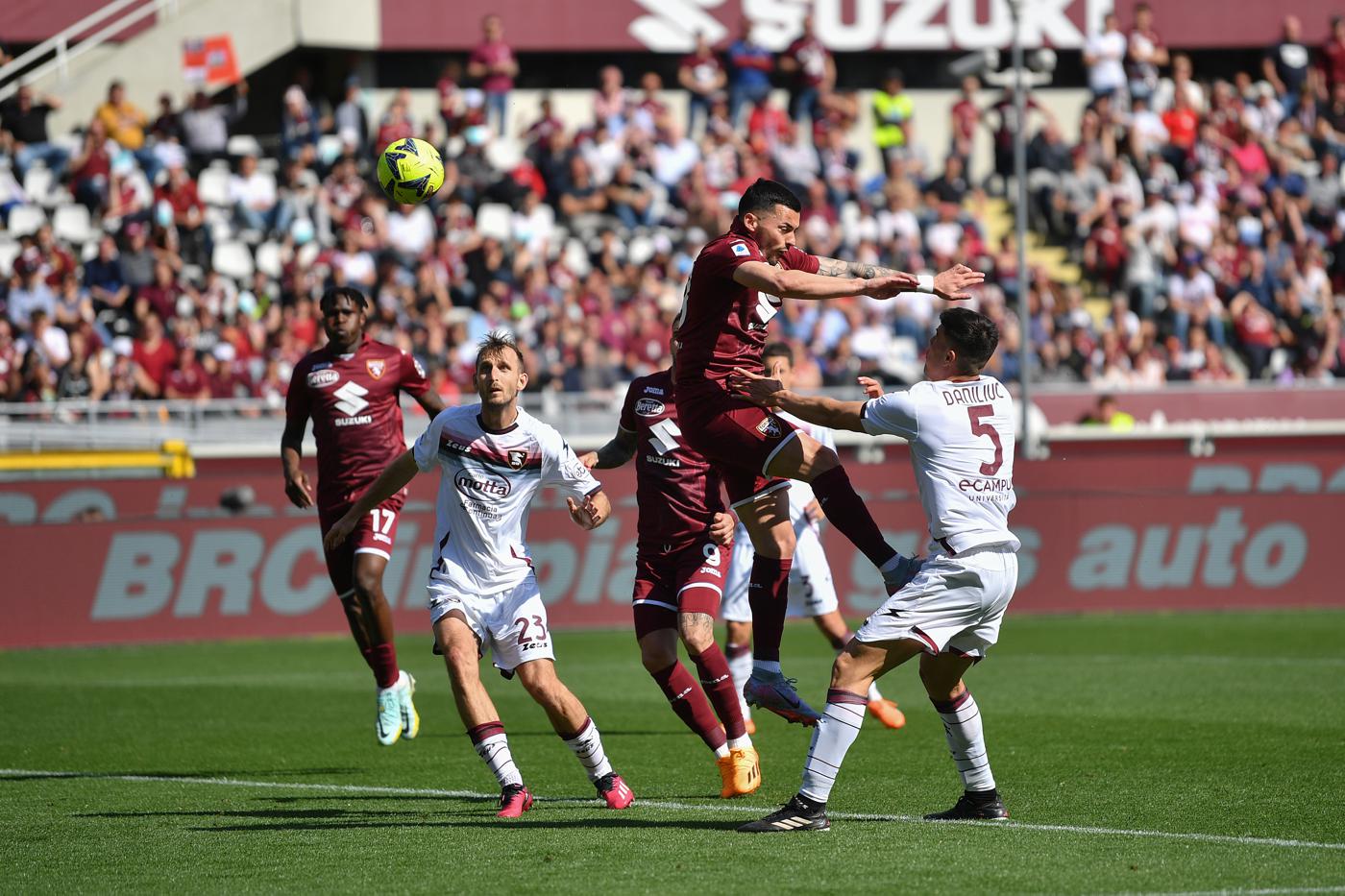 -Statistiken Torino gegen Salernitana - 1-1. Italienische Meisterschaft, Runde 30. Spielbericht,