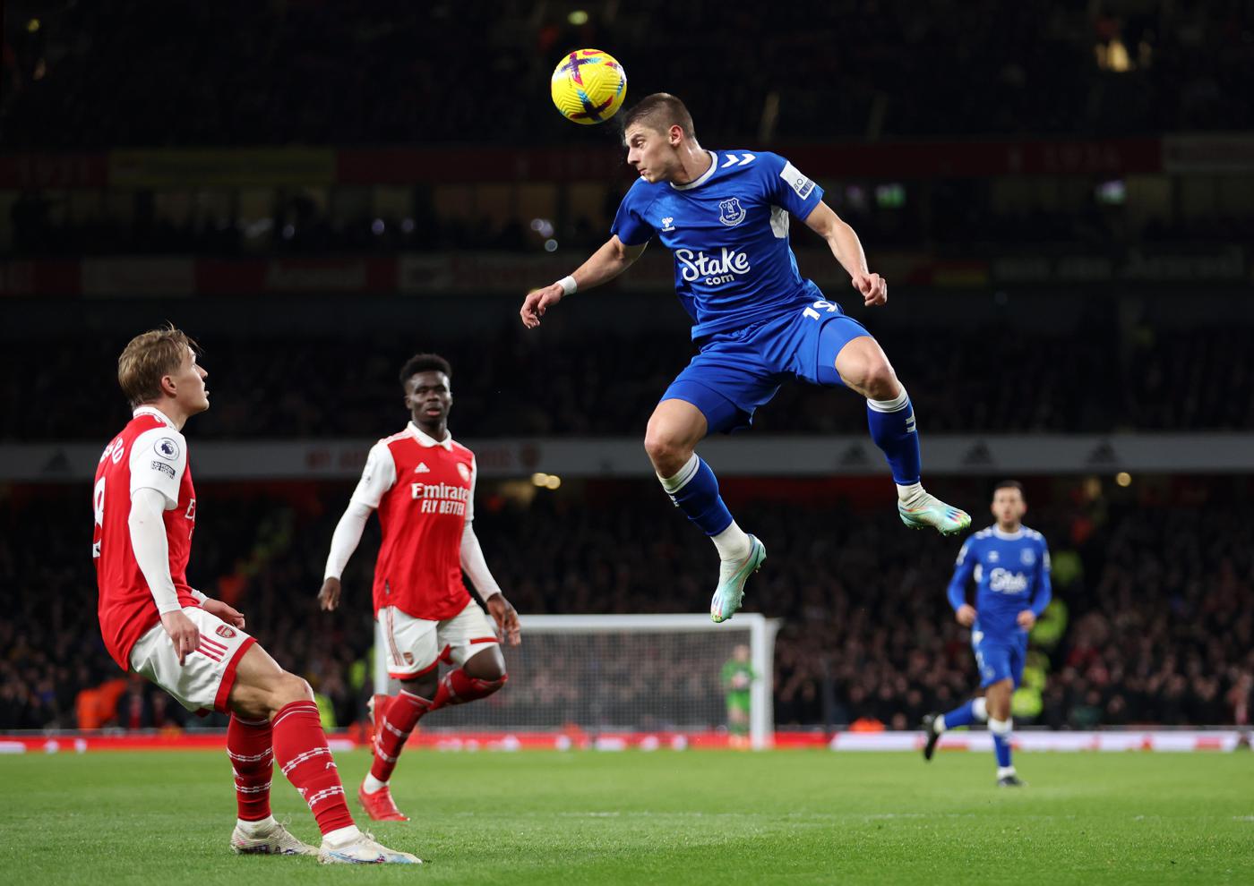 Arsenal vs Everton - 4-0. English Championship, 7th round. Match Review, Statistics