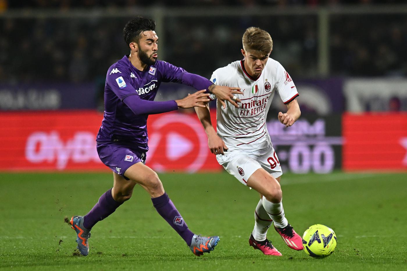 Fiorentina gegen Mailand - 2-1. Italienische Meisterschaft, Runde 25. Spielbericht, Statistik.