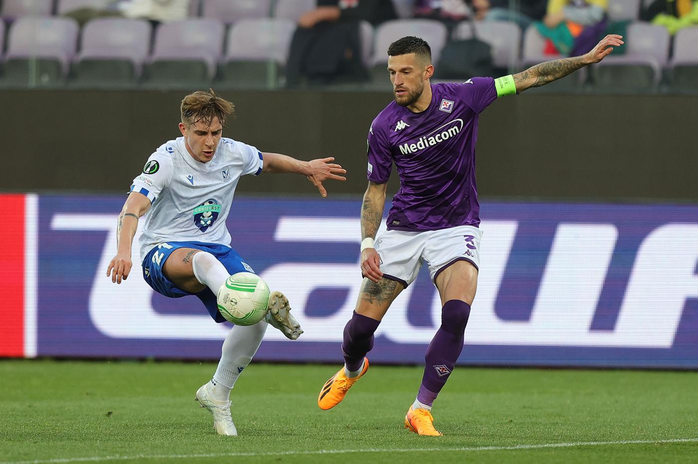 Fiorentina v Lech - 2:3. Conference League. Przegląd meczu, statystyki.