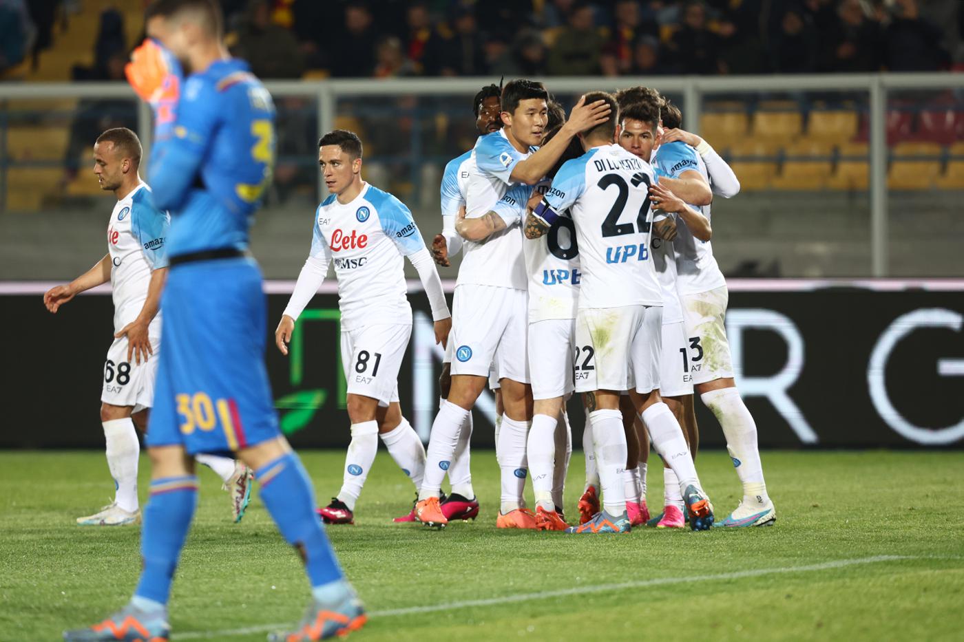 Lecce gegen Napoli - 1:2. Italienische Meisterschaft, 29. Runde. Spielbericht, Statistik