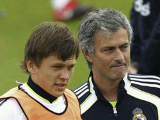 Денис Черышев <i>(слева)</i>