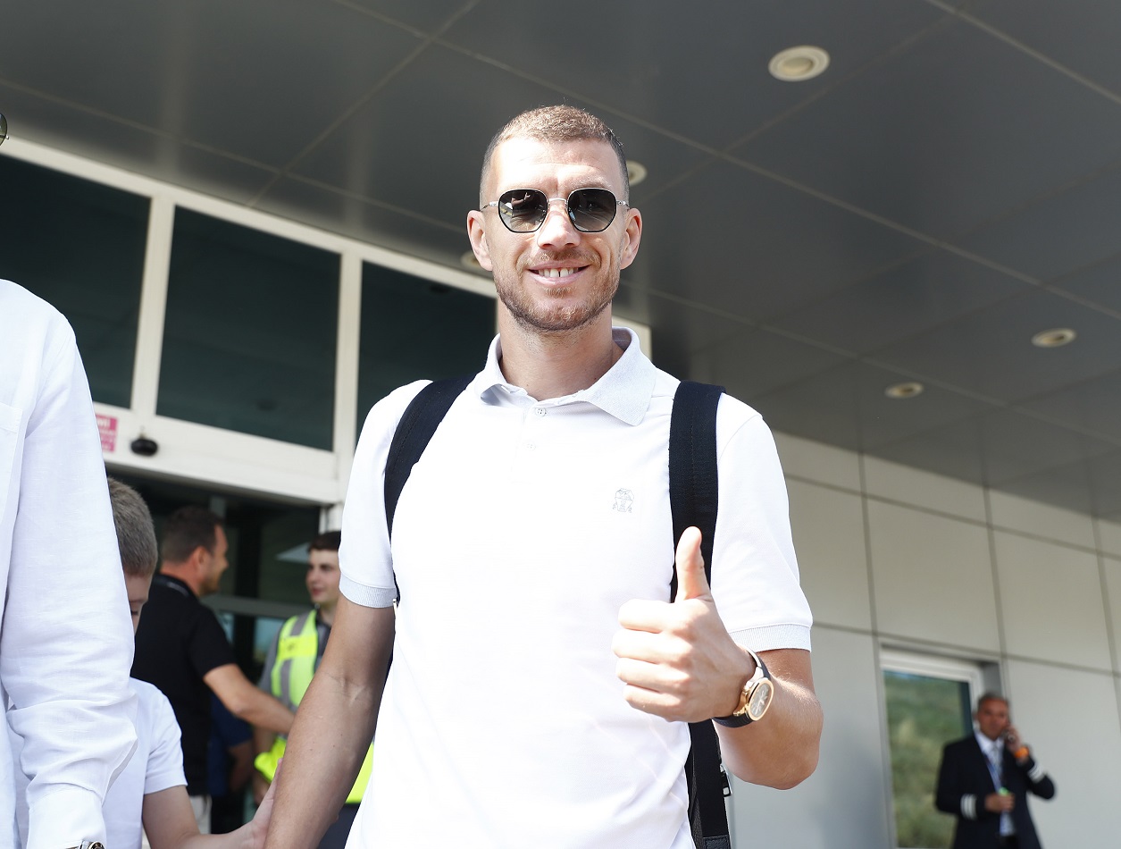 Fenerbahce Departs for Tournament in Russia despite Opposition from Edin Dzeko