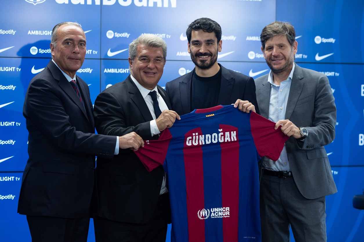 Ilkay Gundogan Joins Barcelona on a Free Transfer