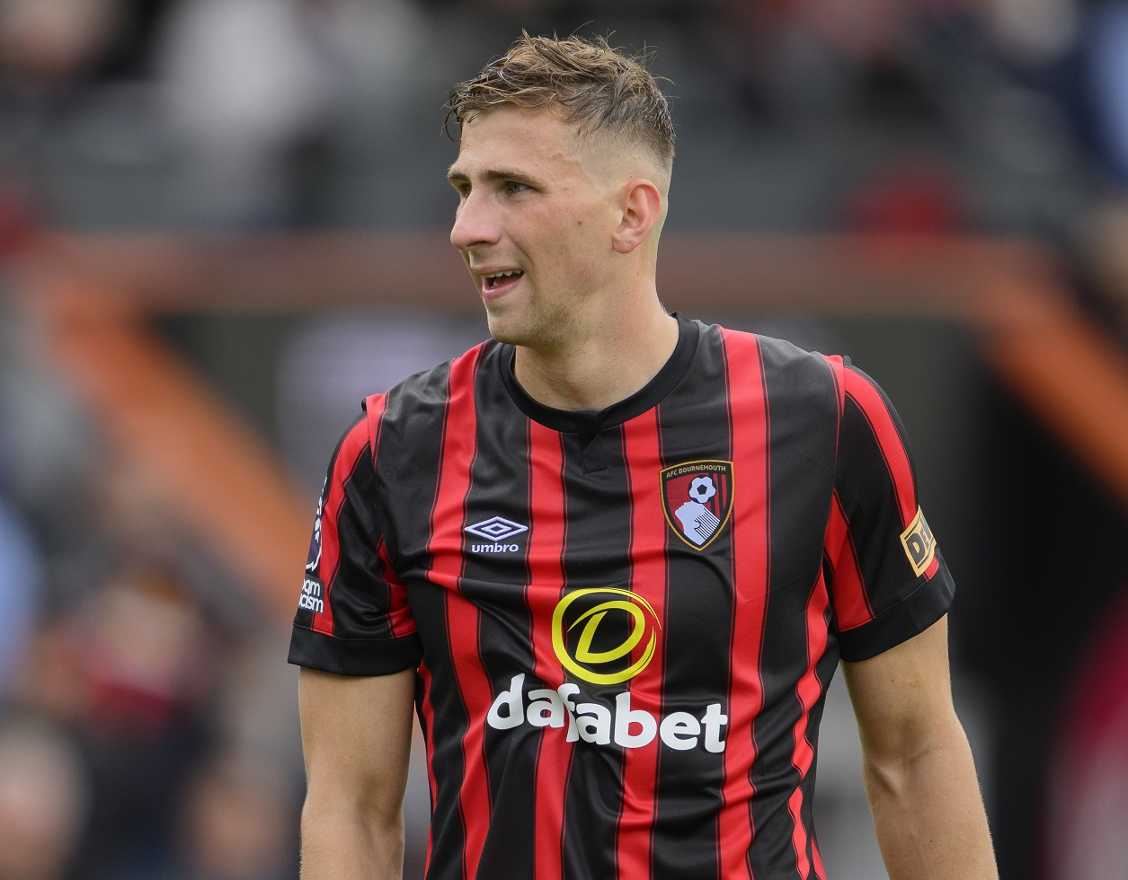 Ukrainian Defender Ilya Zabarny Receives Praise from Bournemouth Fans