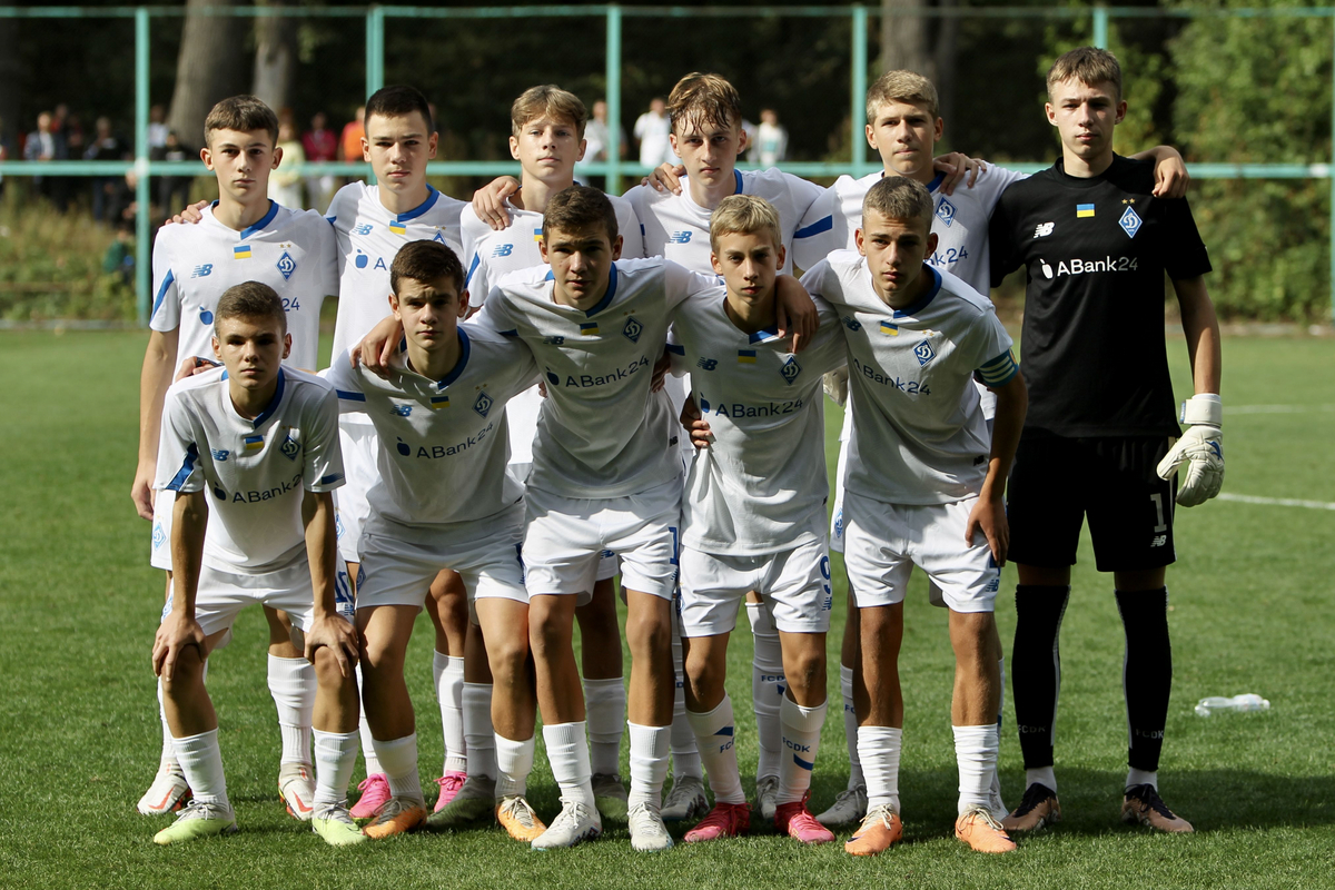 The Most Promising Goalkeeper at Dynamo Kyiv Academy: Vsevolod Romanenko Identifies the Talent
