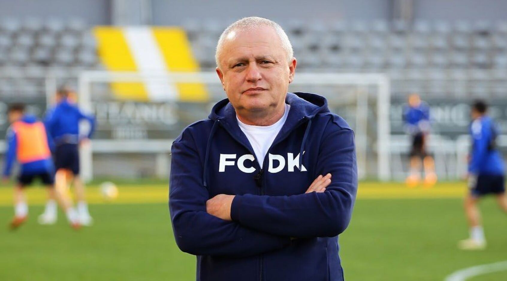 Igor Surkis Congratulates Dynamo Kyiv Head Coach Alexander Shovkovsky on His Birthday