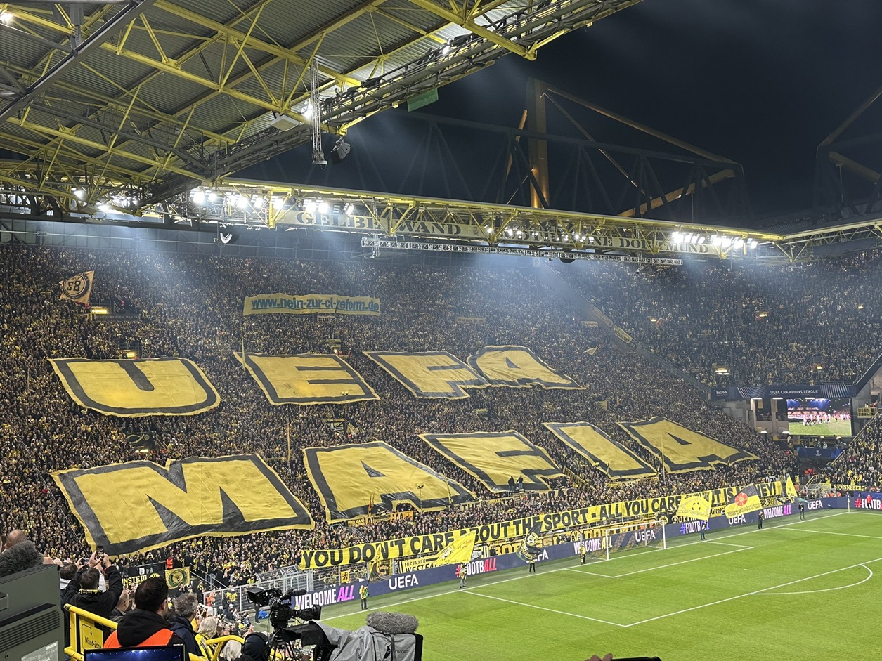 Borussia Dortmund Fans Protest UEFA Reforms with ‘UEFA is the Mafia!’ Banner During Champions League Match