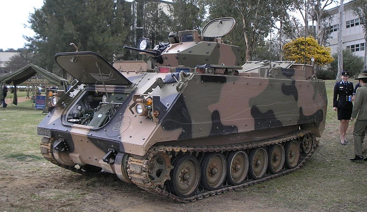 M113AS4