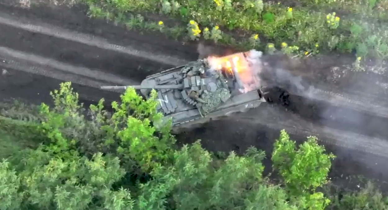 Российский танка, подбитый Javelin