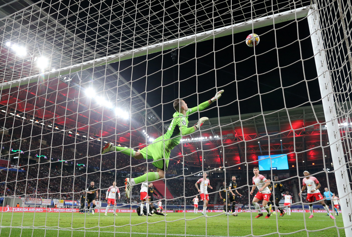 Андрей Лунин стал лучшим игроком матча 1/8 финала Лиги чемпионов «РБ Лейпциг» — «Реал» (ФОТО, ВИДЕО) (14 февраля 2024 г.) — Динамо Киев от Шурика