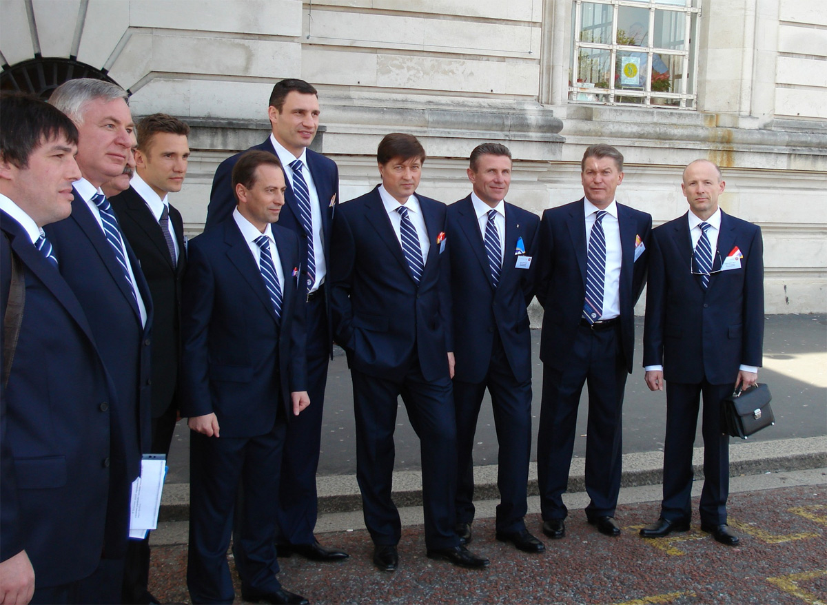 Украинская делегация в Кардифе в 2007 году