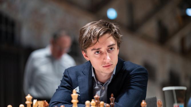 Interview with Chess Grandmaster Daniil Dubov: The Only Way To Change  Anything in Russia Is a Revolution - DER SPIEGEL